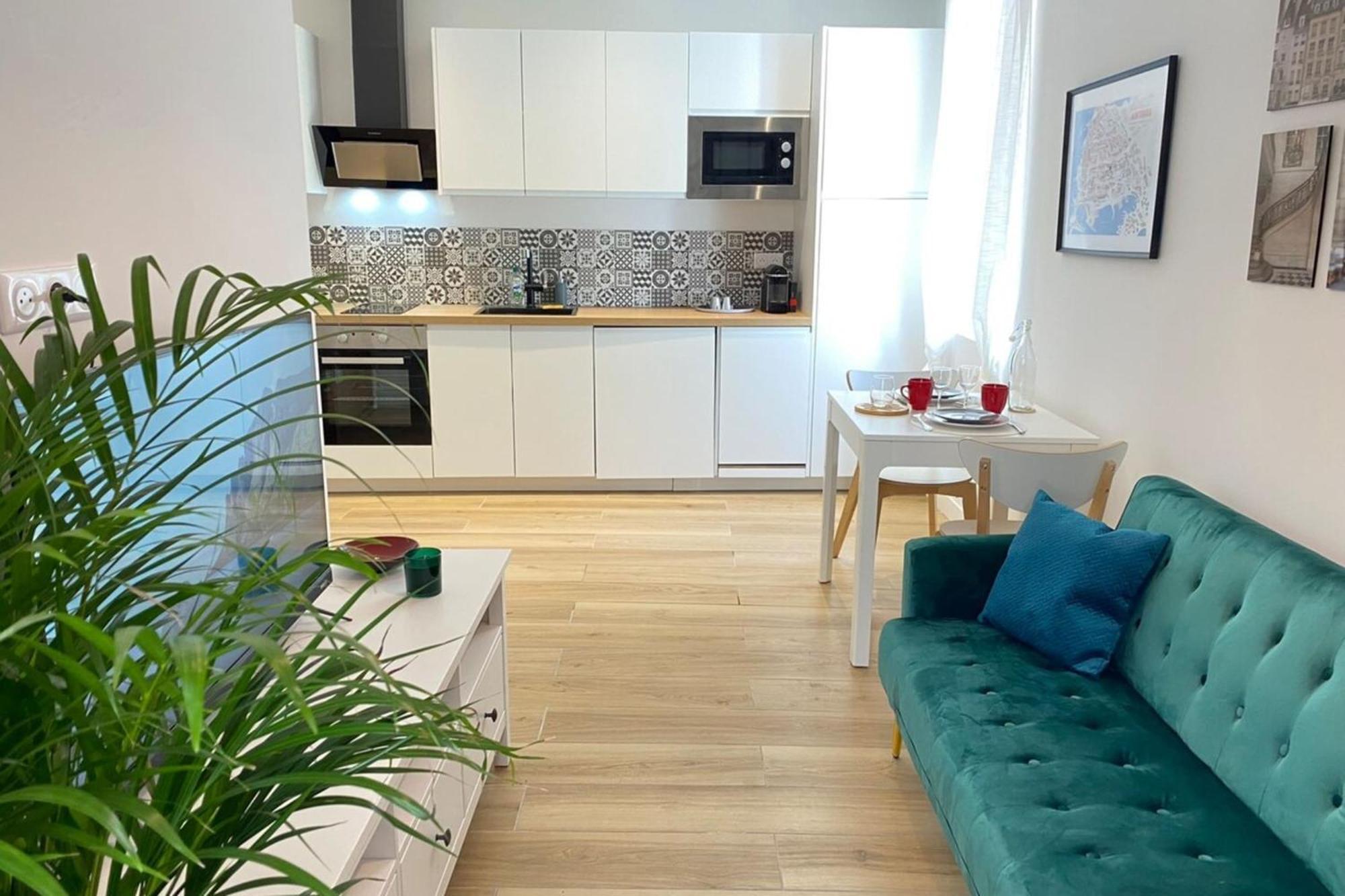 06An - Beautiful Apartment In The Heart Of Old אנטיב מראה חיצוני תמונה